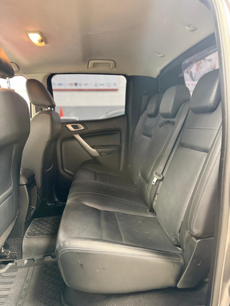 Ford NUEVA RANGER DC 4X4 LTD AT 3.2L D — foto 6